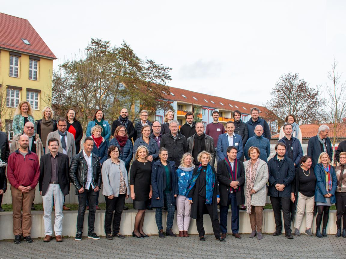 Gruppenbild der Mitgliederversammlung 2022 in Schwedt/Oder